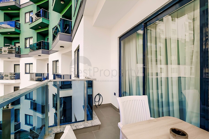 1+1 Furnished Apartment in Mahmutlar, Alanya with Resort Facilities