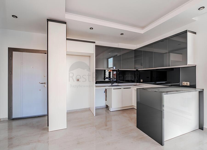 1+1 Apartment in Cleopatra Area, Alanya