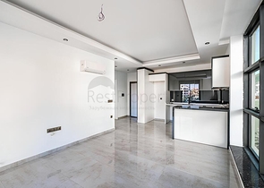 1+1 Apartment in Cleopatra Area, Alanya