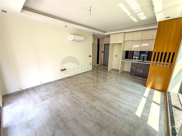 New 2+1 Apartment in Cleopatra District, Alanya