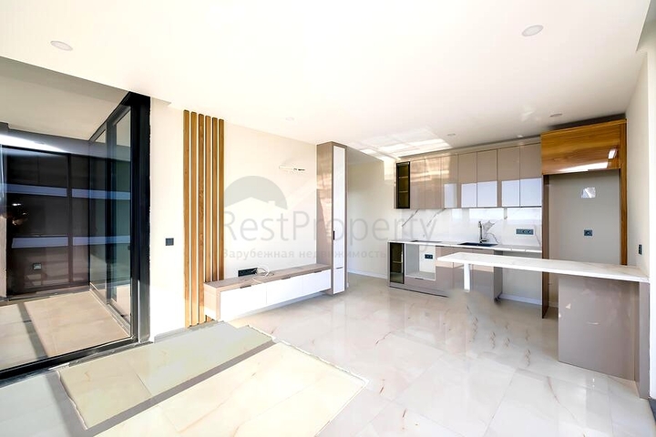 2+1 Apartment in Cleopatra, Alanya