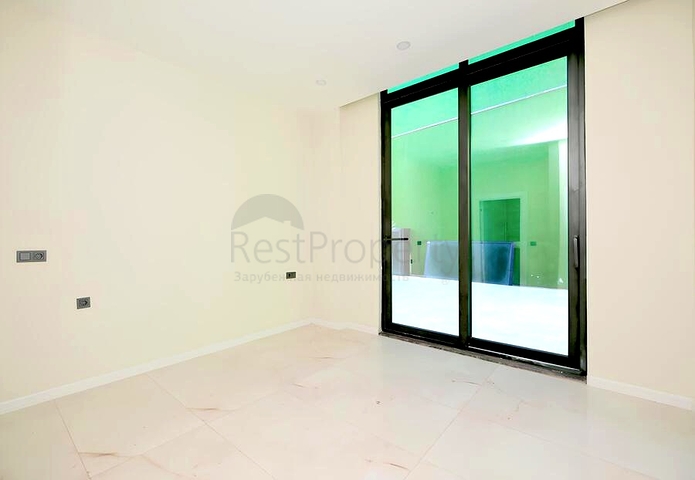 3+1 Duplex Apartment in Cleopatra, Alanya