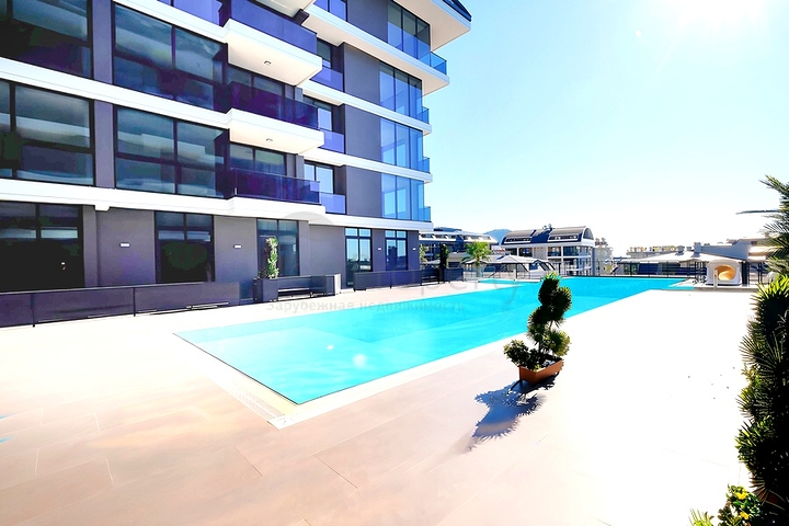 3+1 Duplex Apartment in Cleopatra, Alanya