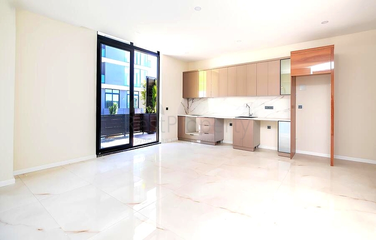 3+1 Duplex Apartment in Cleopatra, Alanya