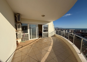 Furnished 2+1 apartment with full infrastructure of the complex